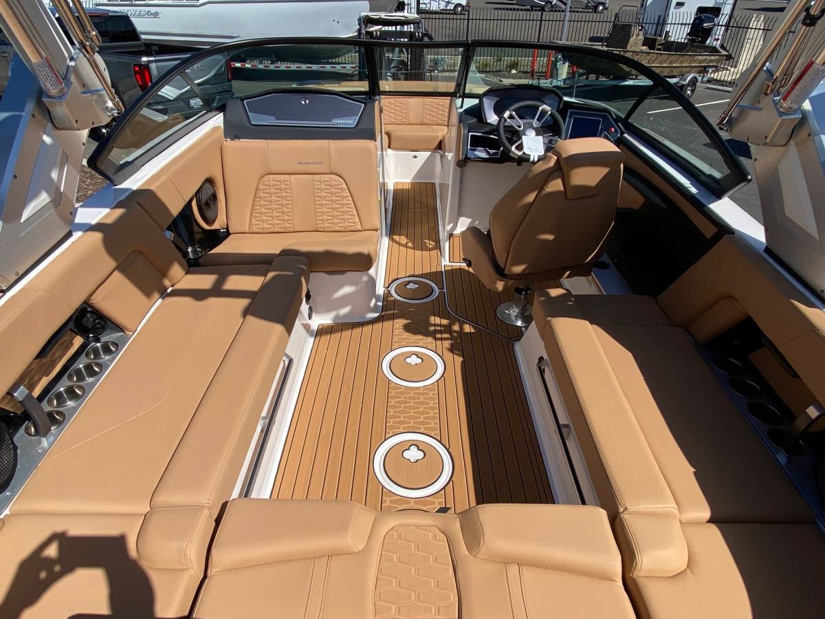 2024 MasterCraft X22