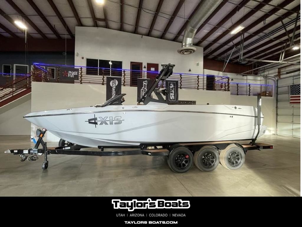 boat.Title