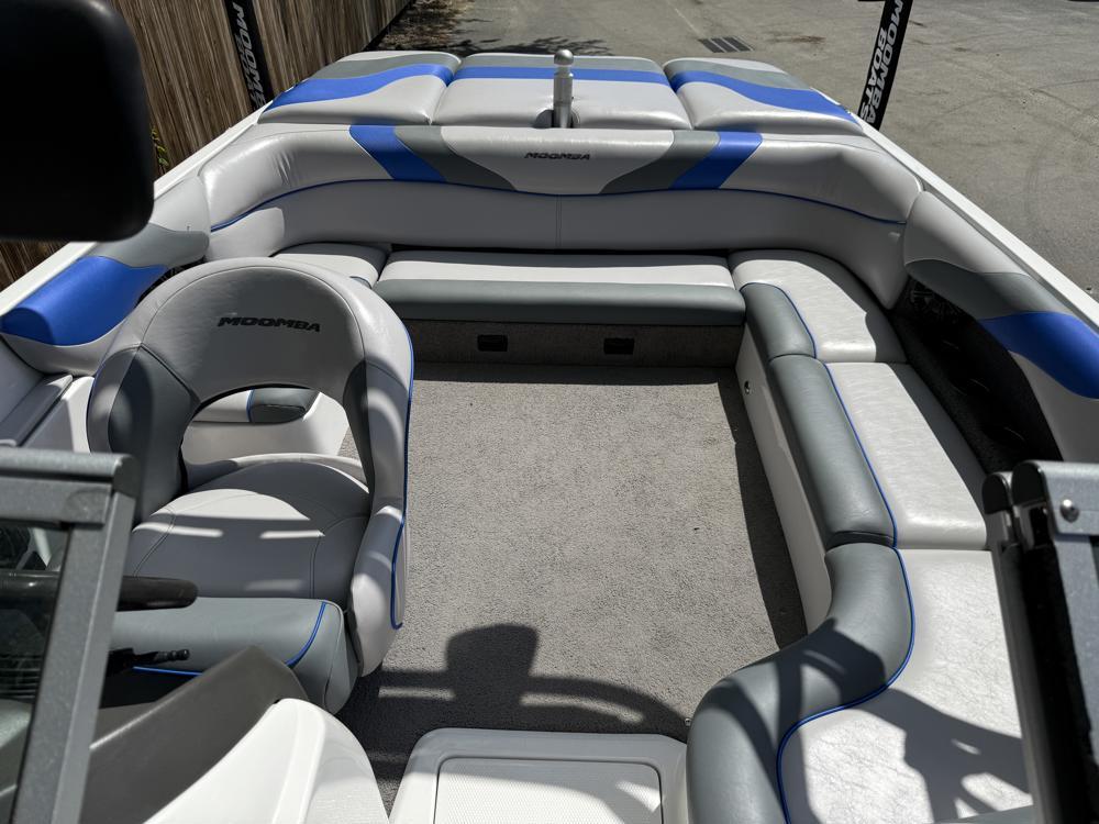2008 Moomba Outback V