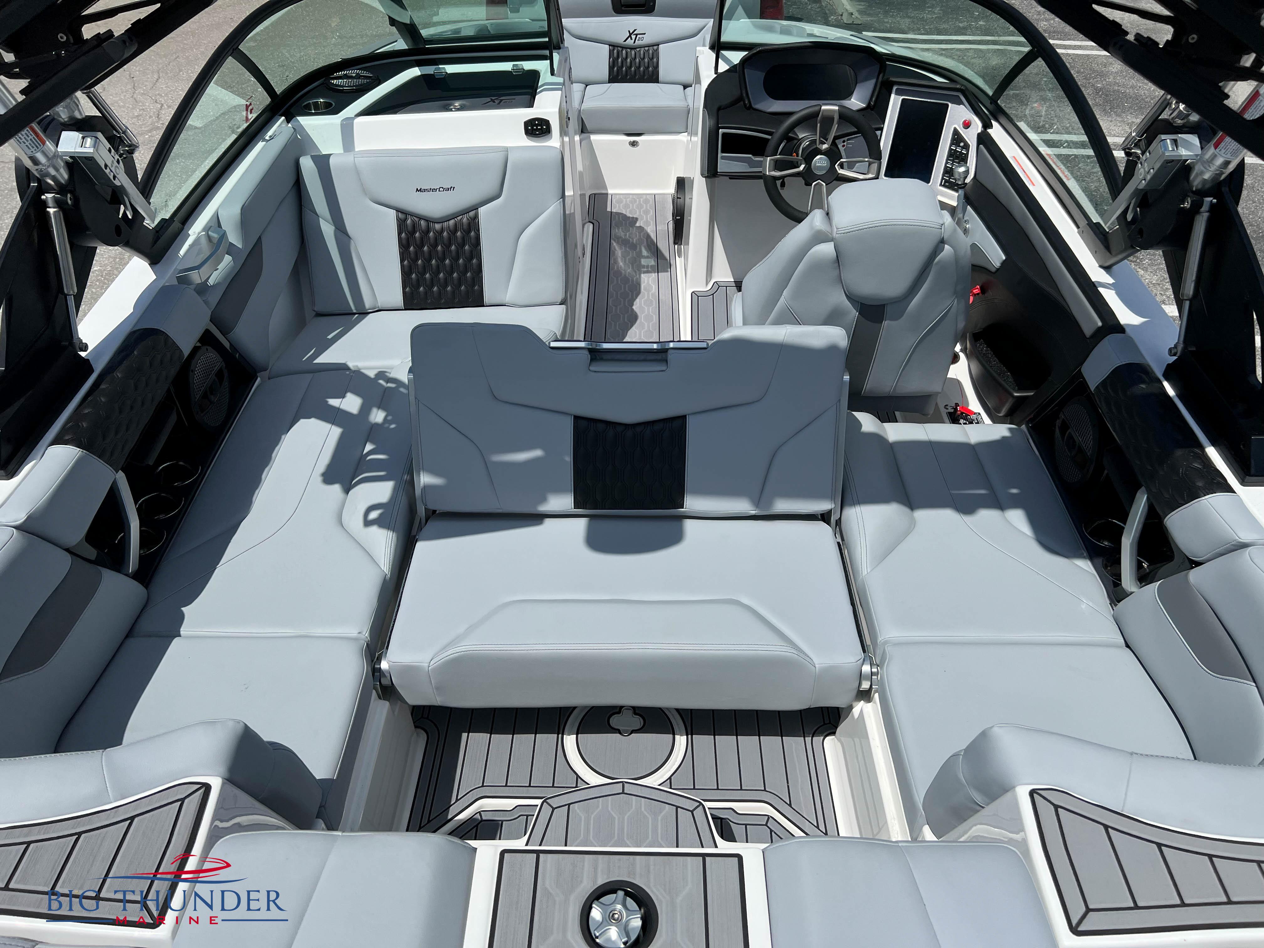 2023 Mastercraft XT20
