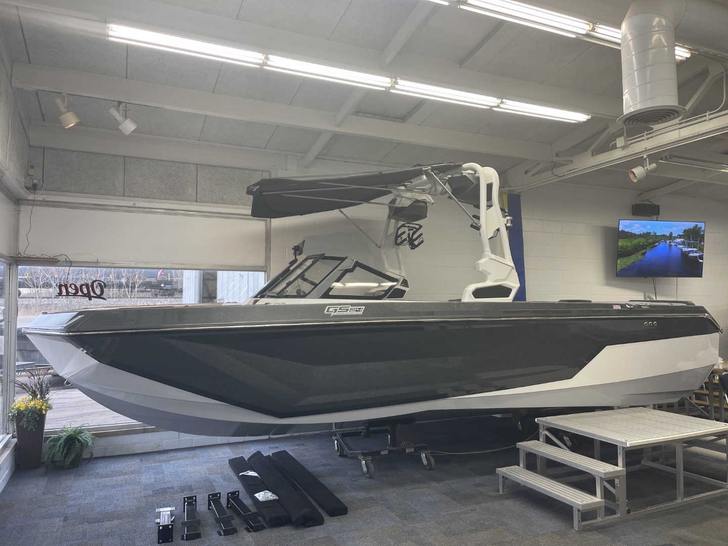 boat.Title