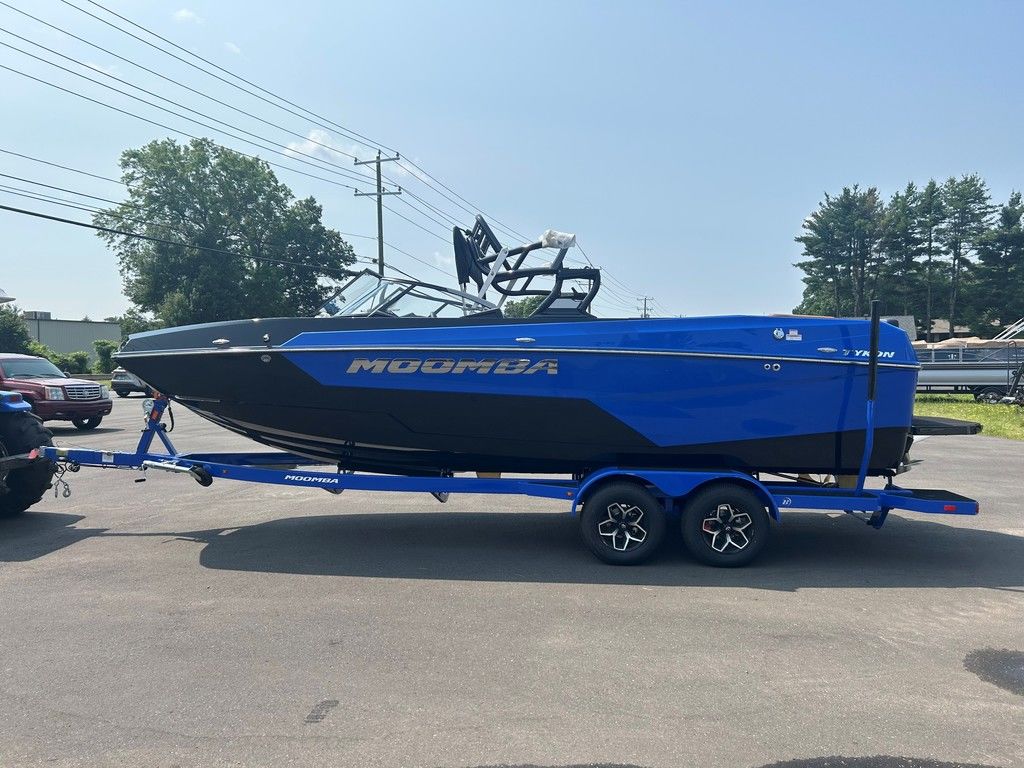 2025 MOOMBA Tykon
