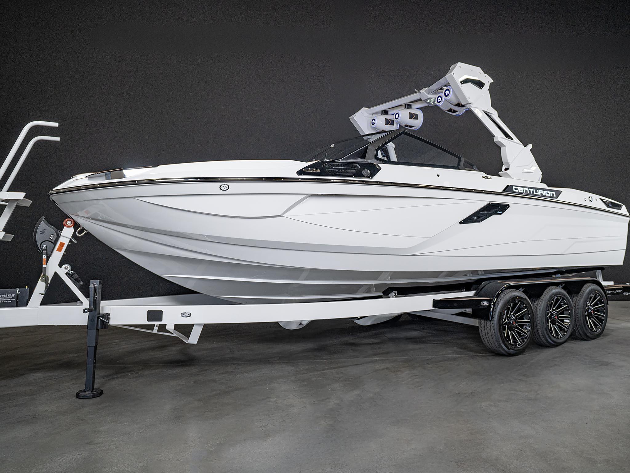 boat.Title