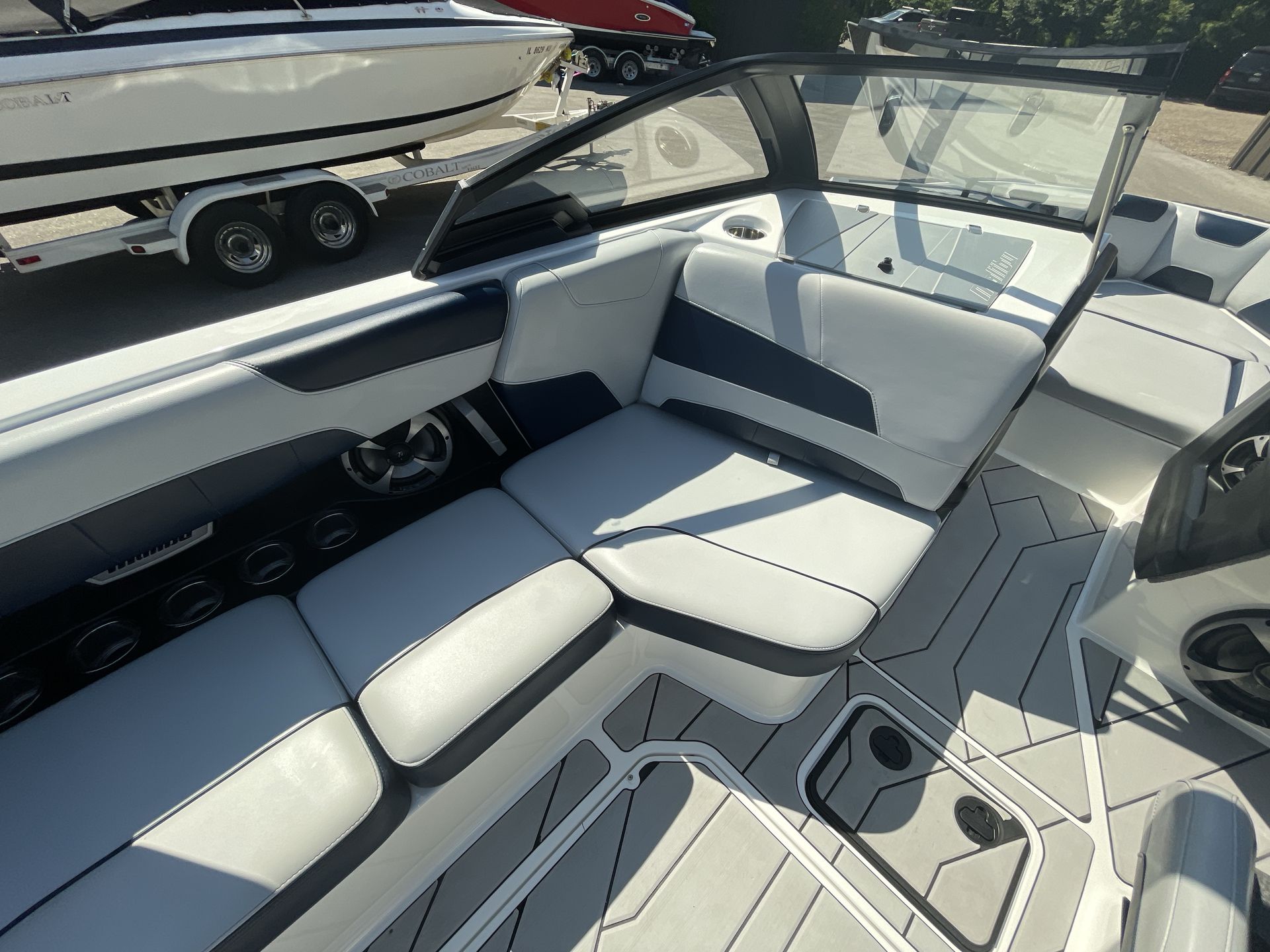 2021 Malibu 22LSV