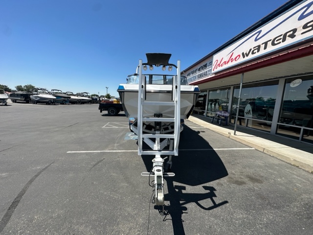 2021 Nautique G23