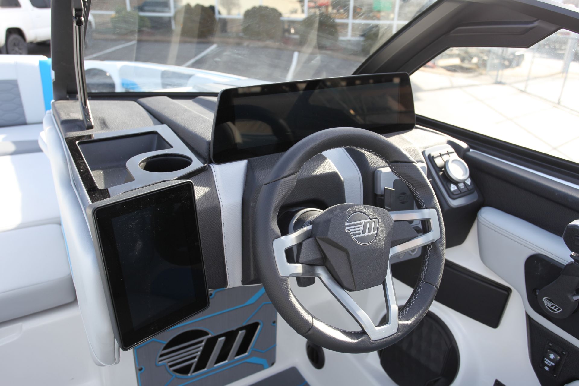  Malibu Wakesetter 24 MXZ