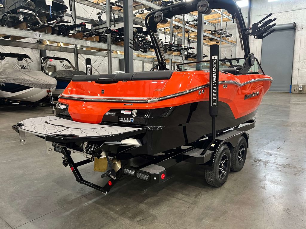 2025 MasterCraft NXT23