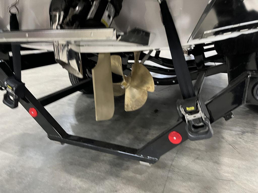 2025 MasterCraft XT22