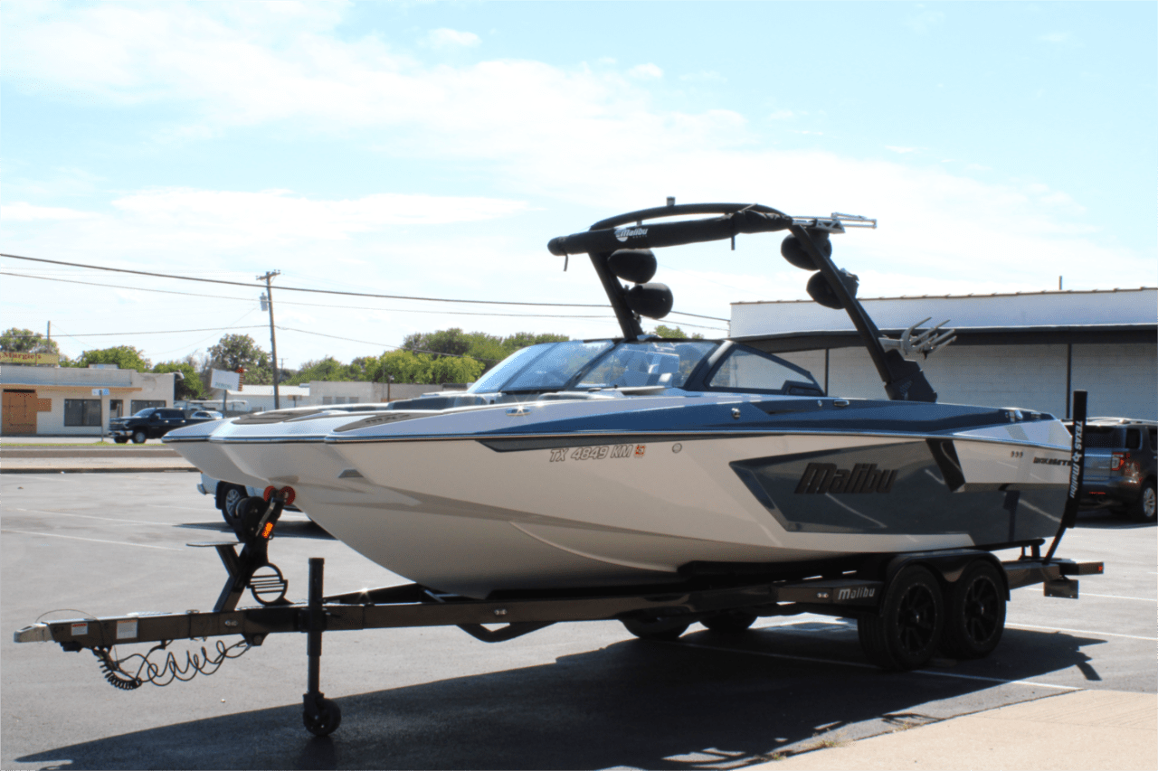 2022 Malibu 24 MXZ