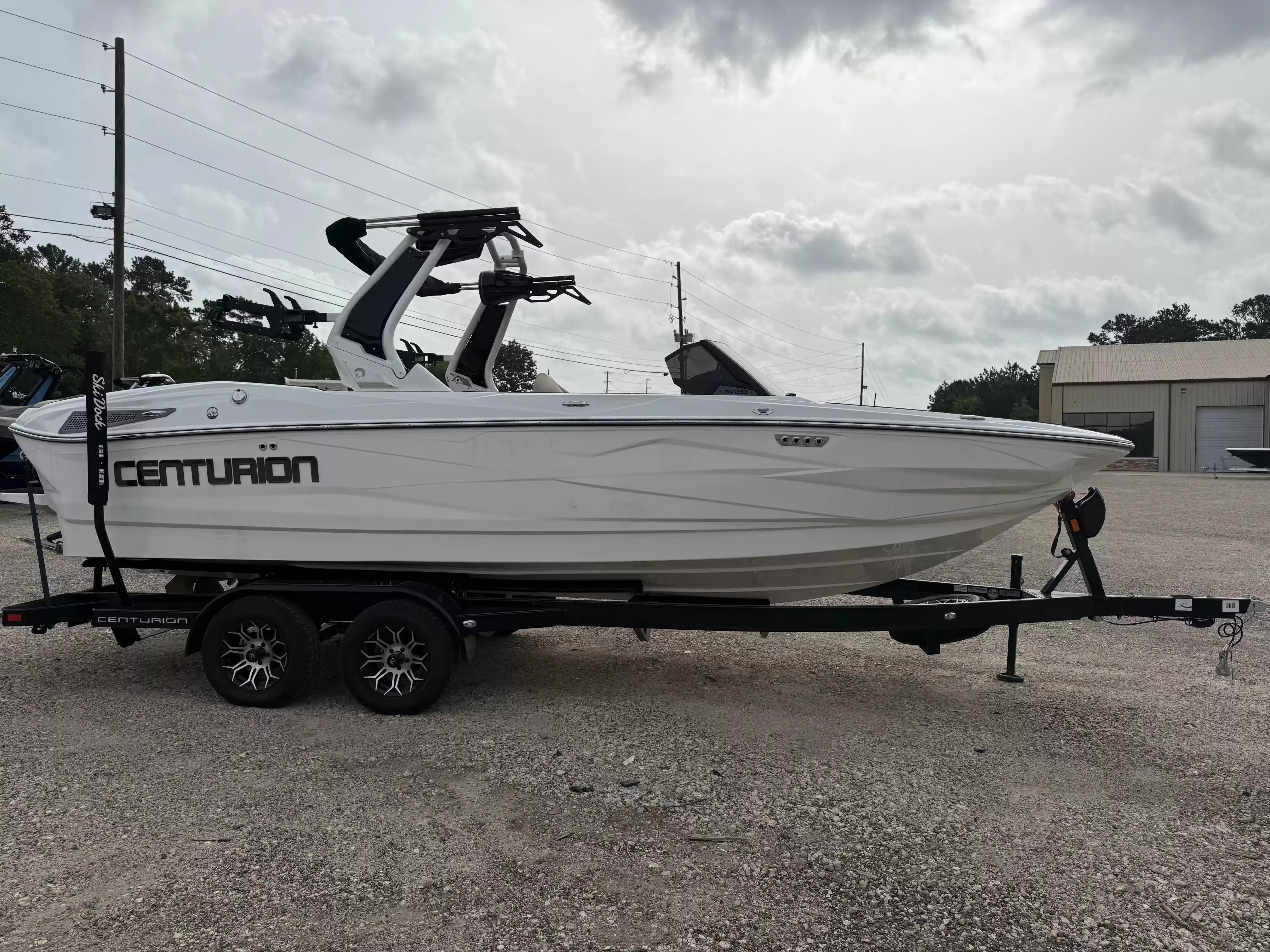 boat.Title