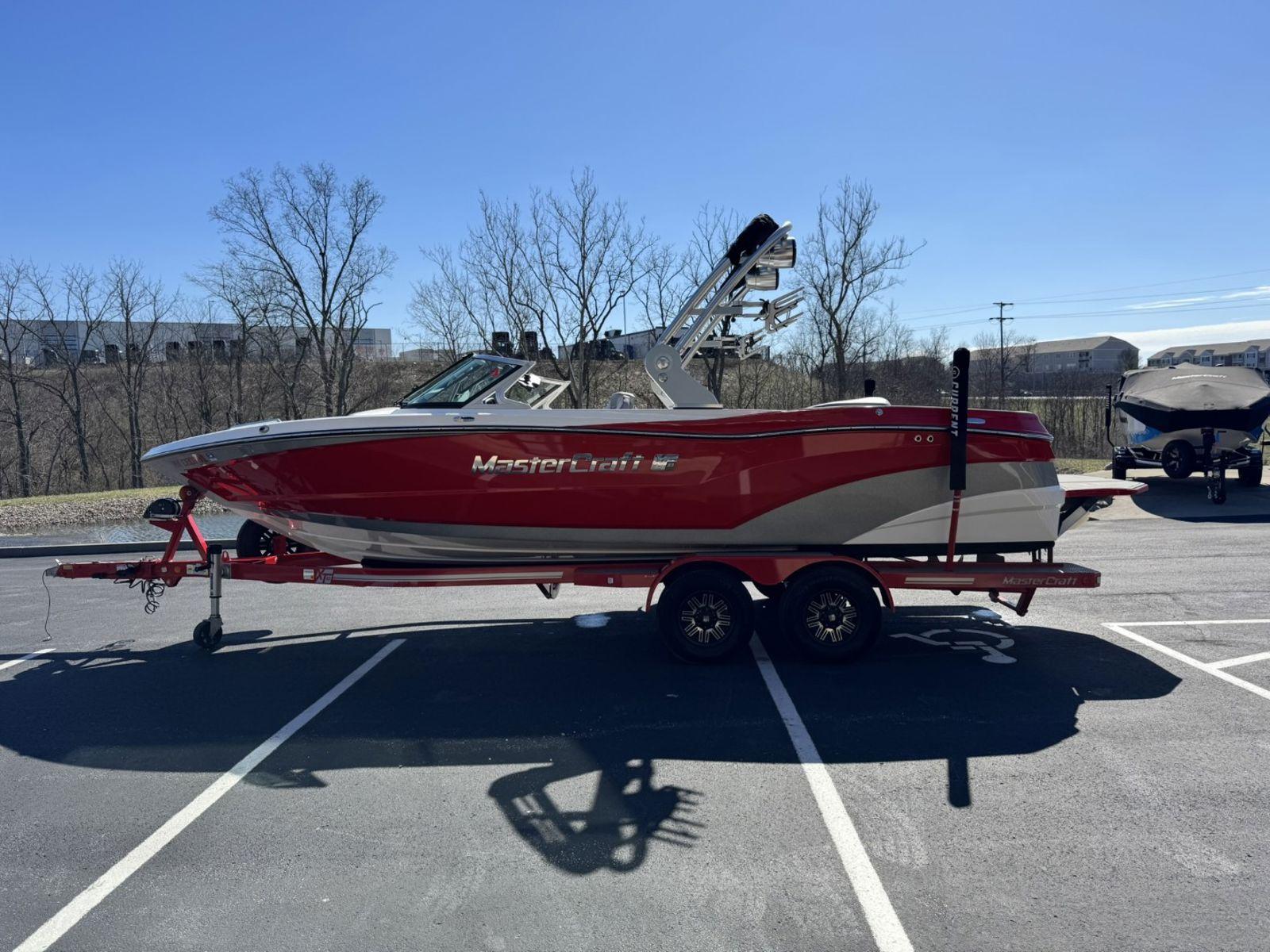 2018 MasterCraft XT23