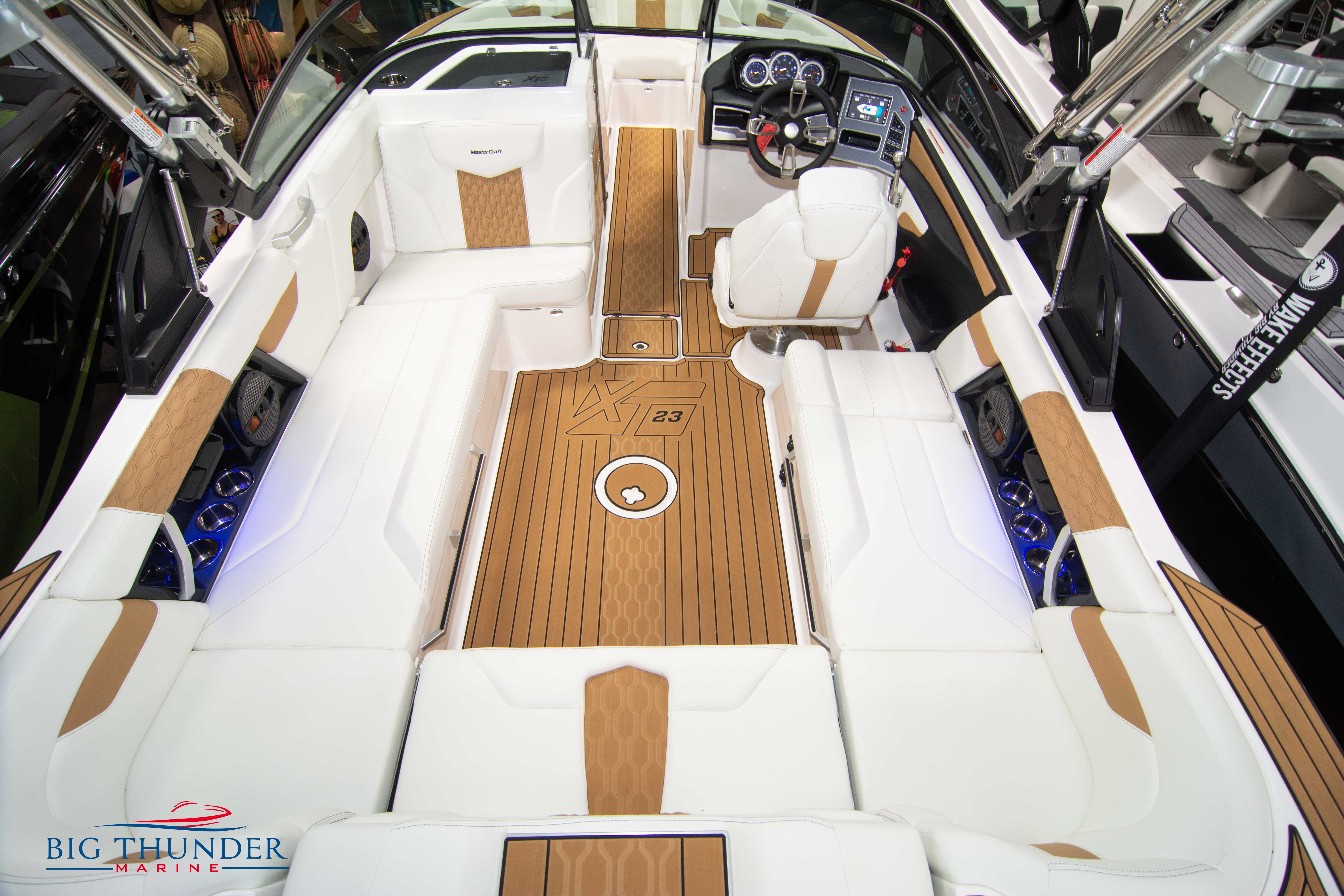 2023 Mastercraft XT23