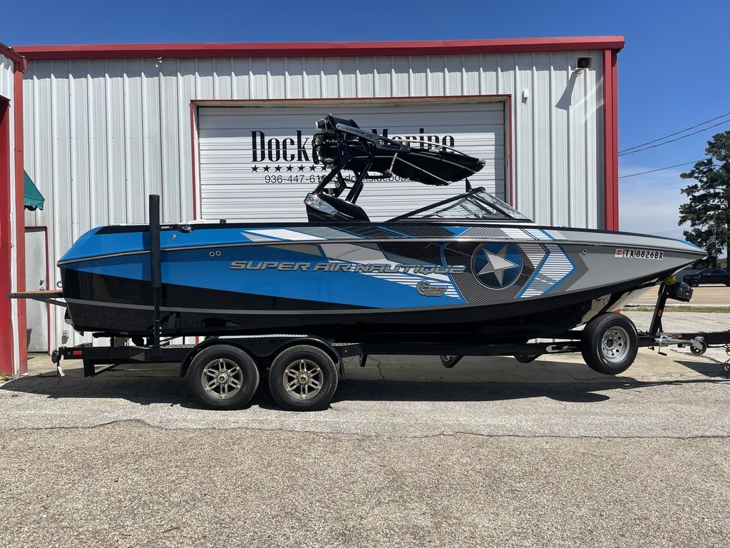 boat.Title