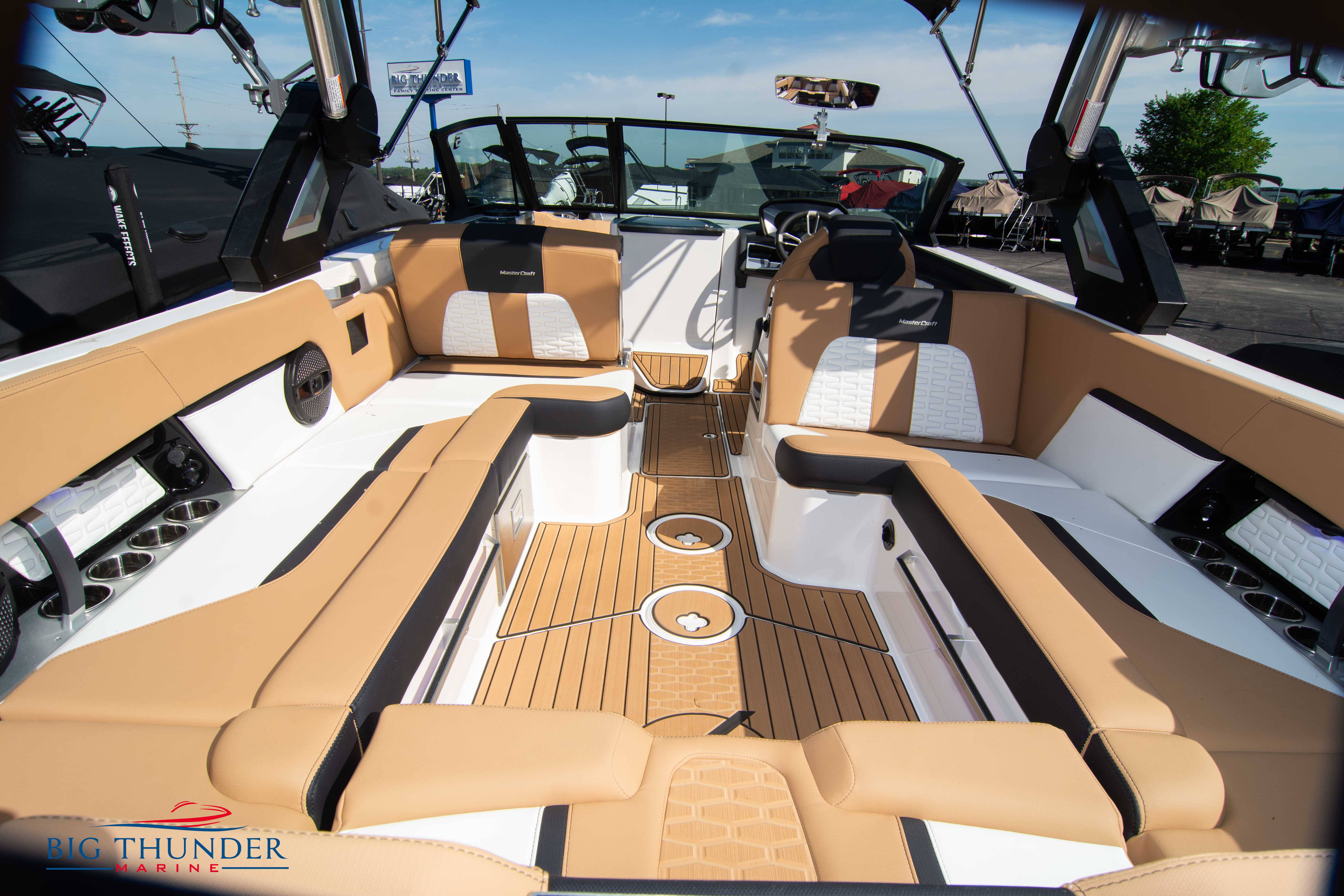 2023 Mastercraft X26