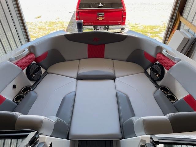 2023 MasterCraft XT22 Icon