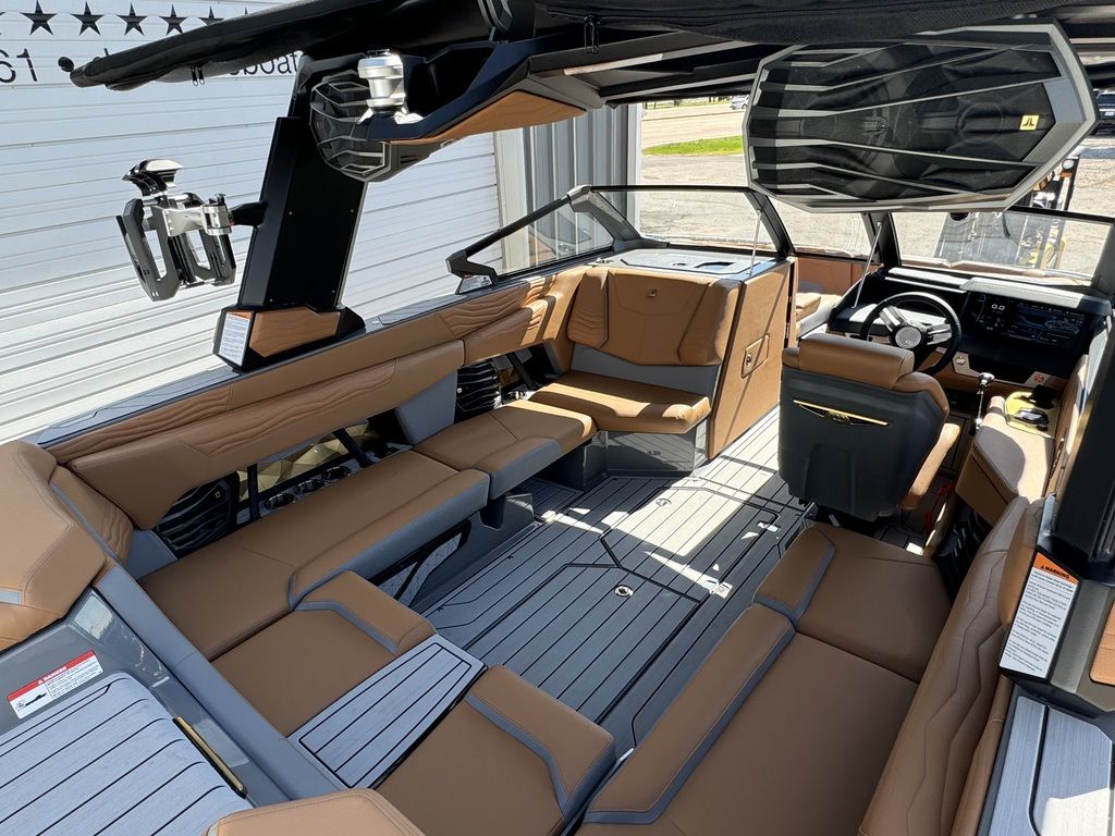2025 Nautique Super Air Nautique G23