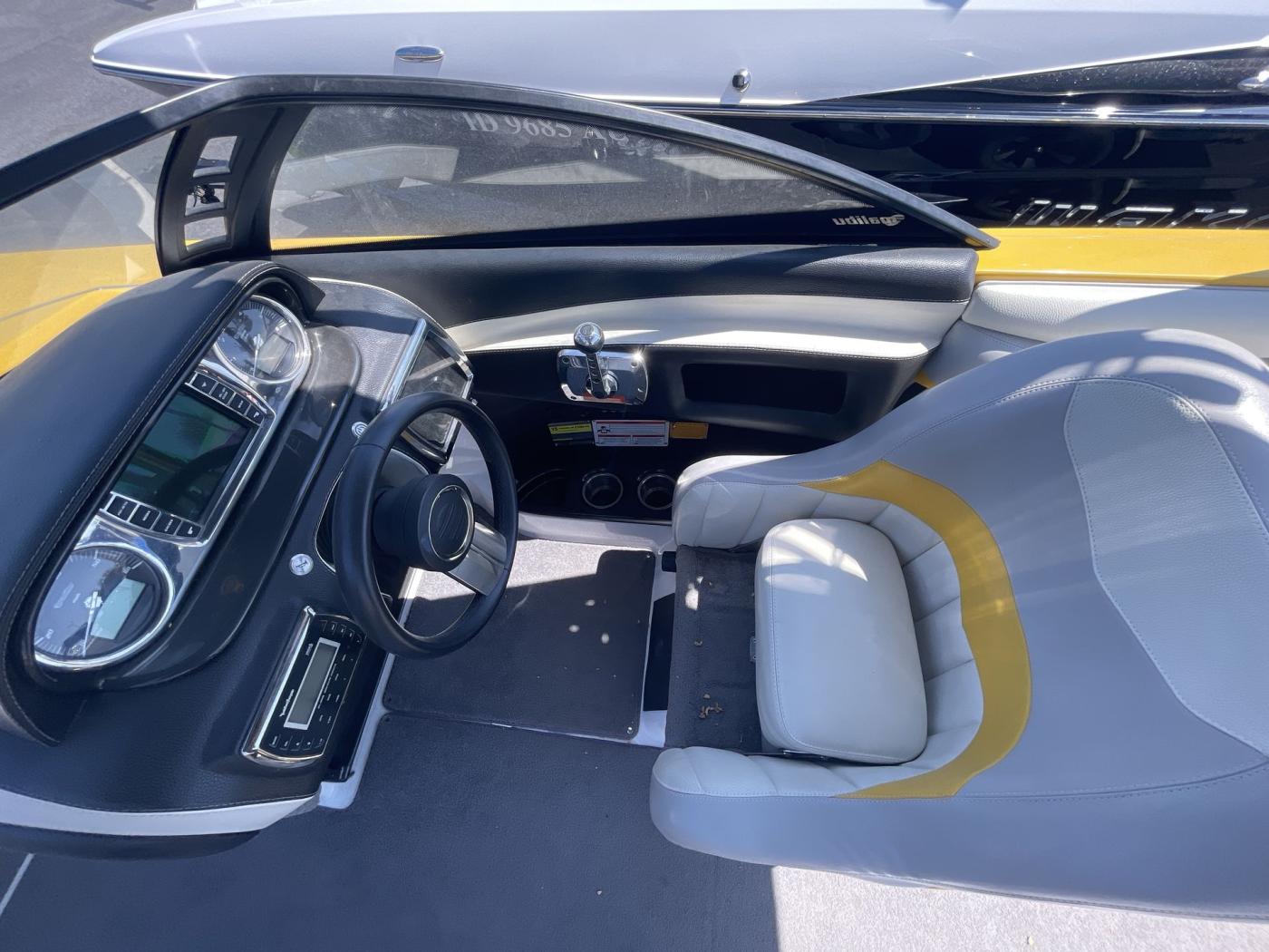 2013 malibu 22-MXZ