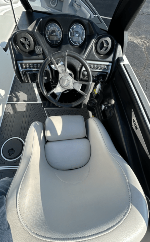 2014 AXIS A24