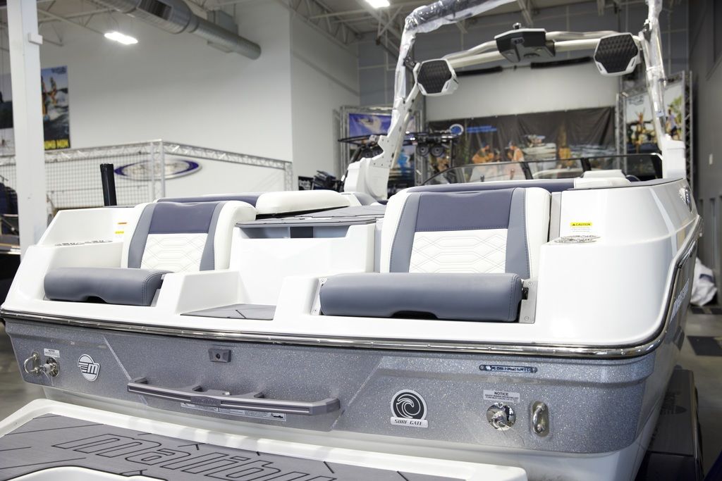2025 Malibu Boats 26 LSV