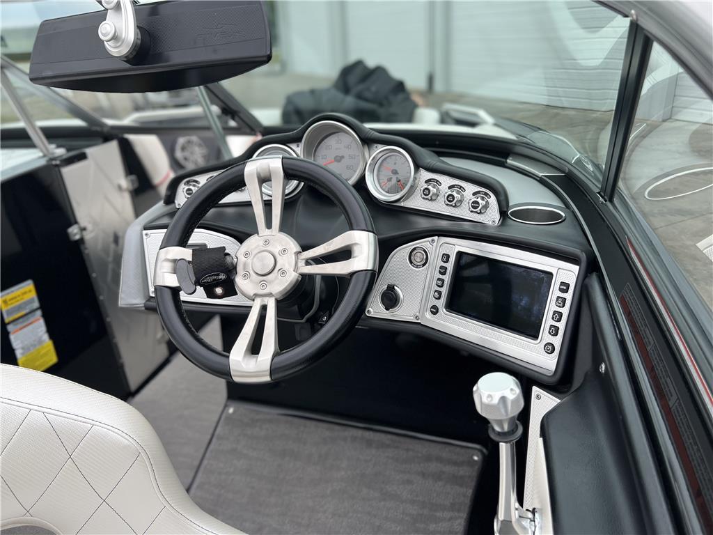 2013 Mastercraft X-30 Icon