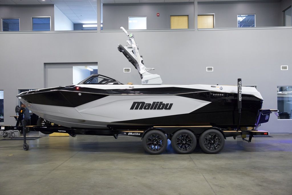 boat.Title