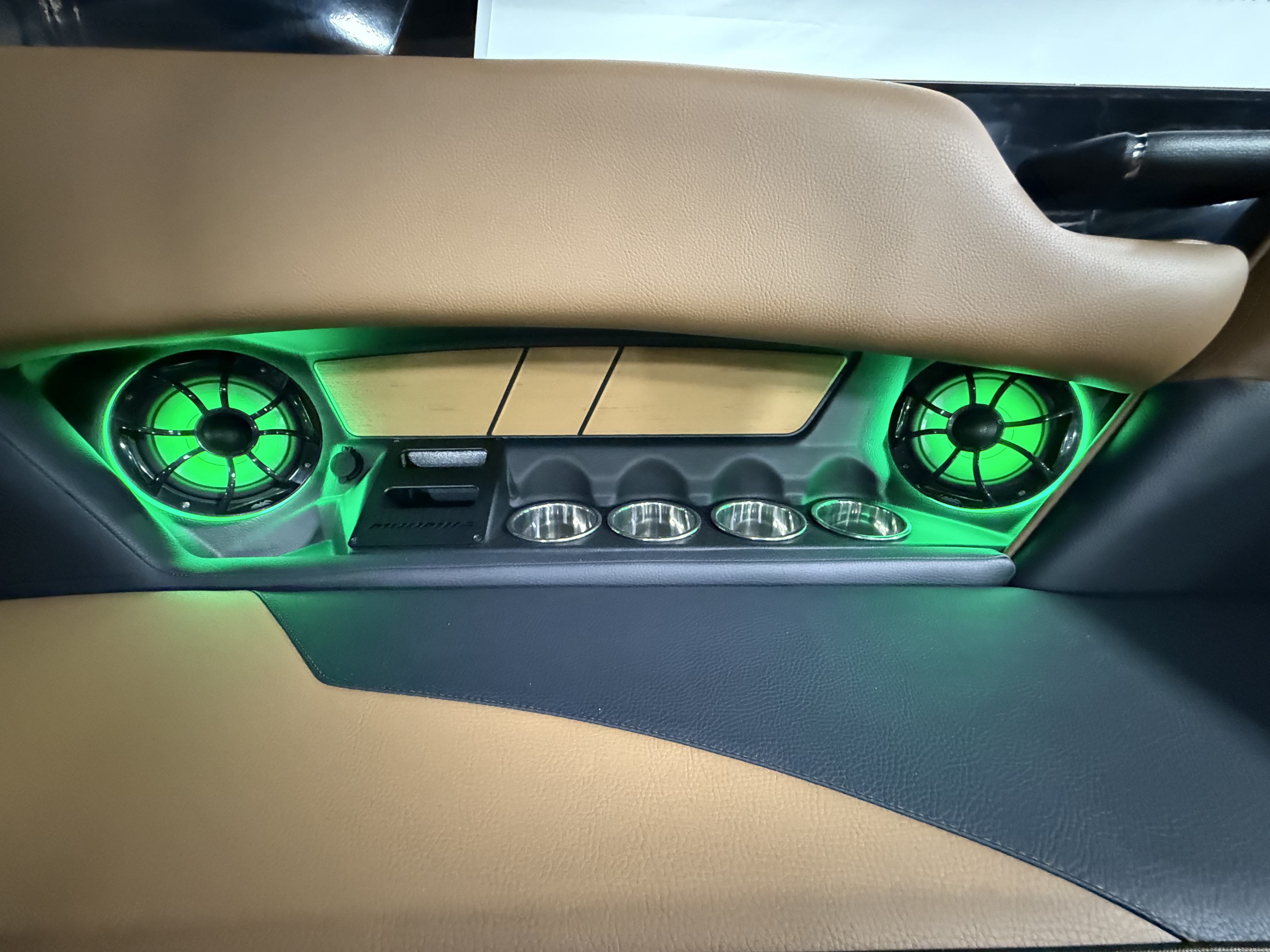 2025 Moomba Mojo