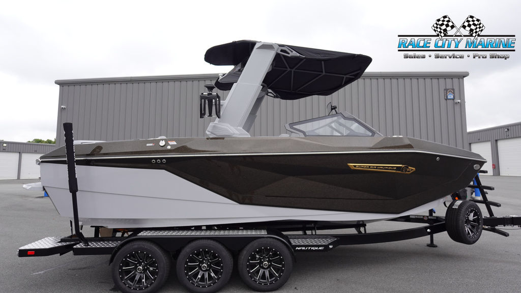 2025 Nautique G23