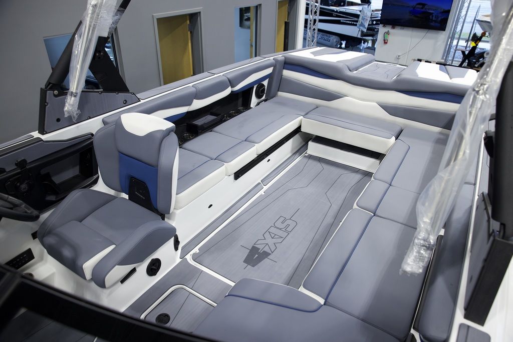 2025 Axis Wake Research A245