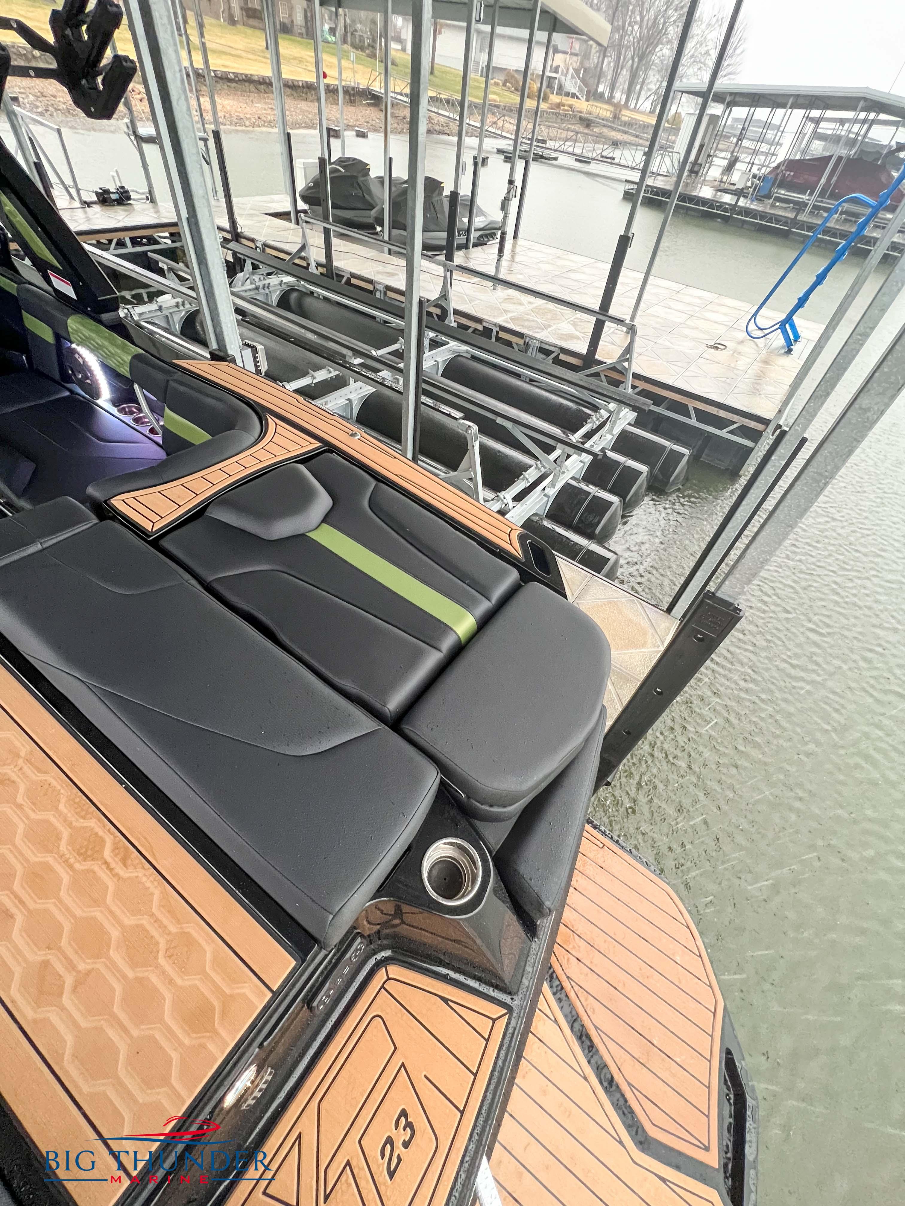 2022 Mastercraft XT23