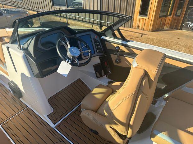2024 MasterCraft XStar Surf