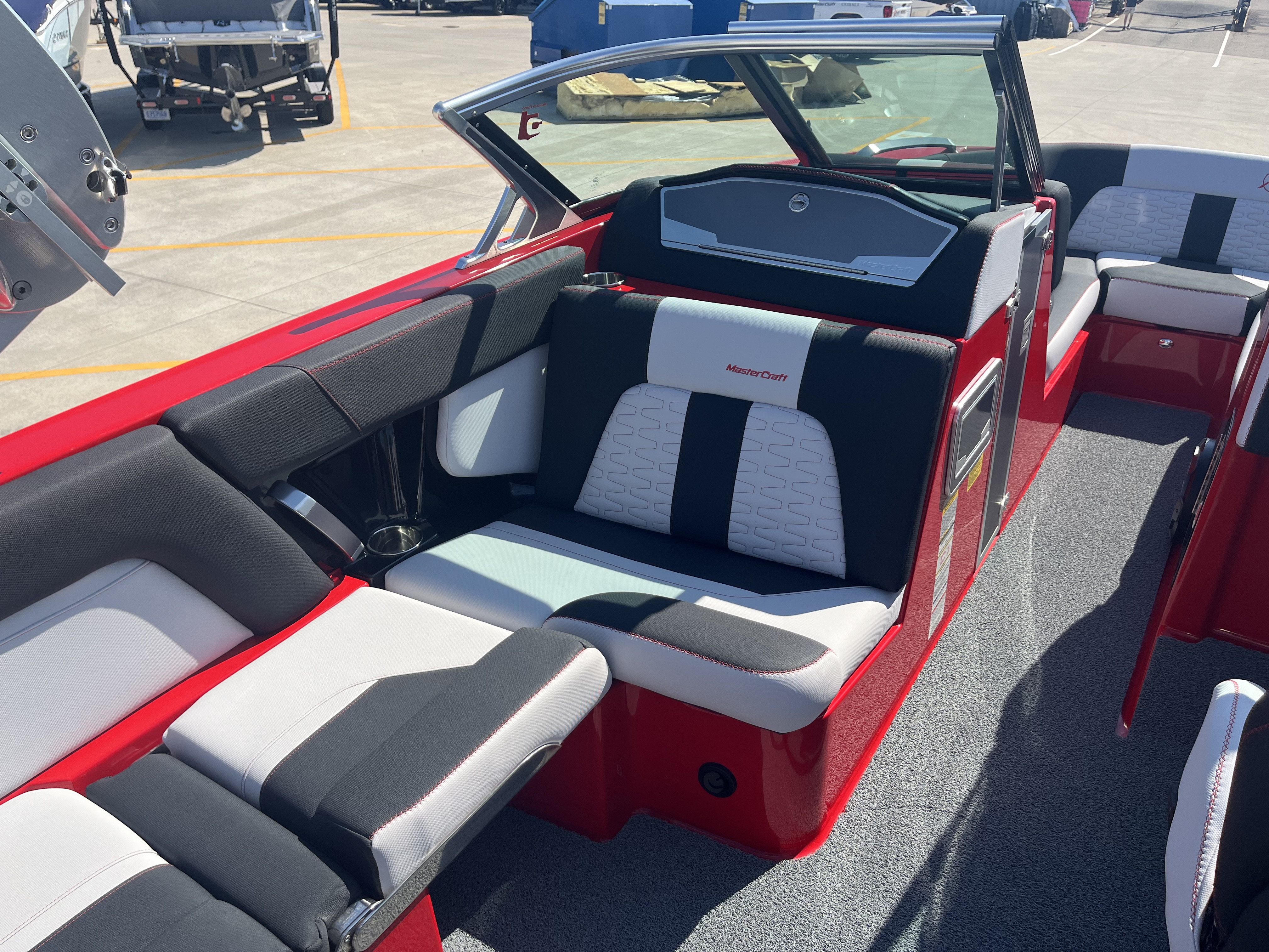 2019 MasterCraft X24