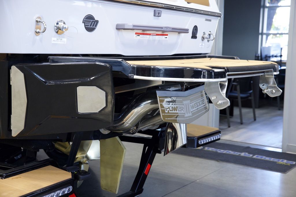 2025 Malibu Boats 25 LSV