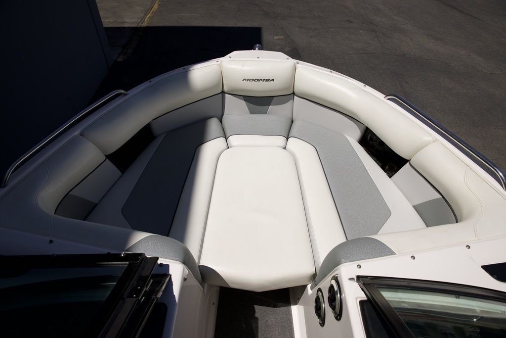 2015 MOOMBA Mondo