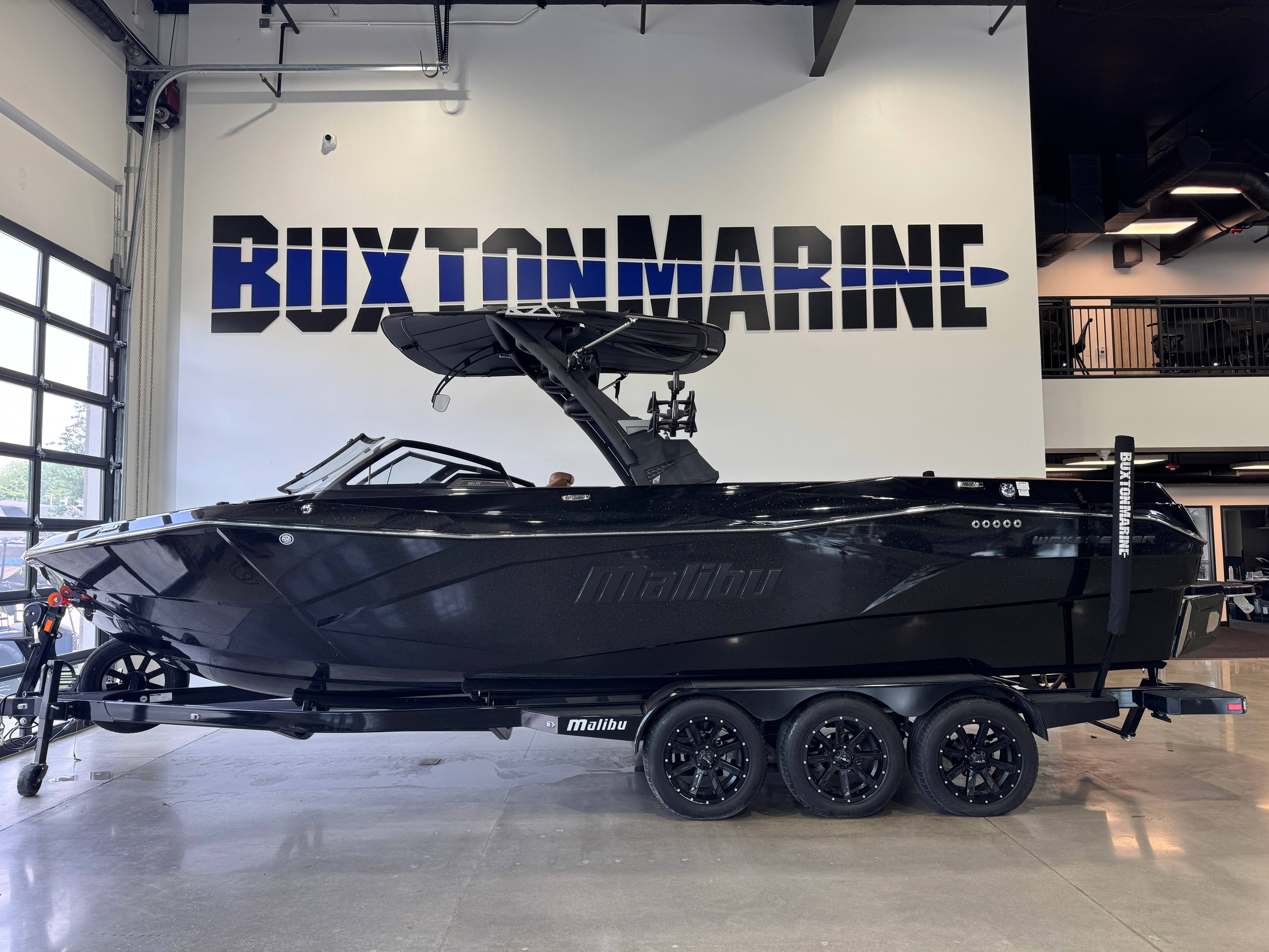 2023 Malibu Wakesetter 26 LSV