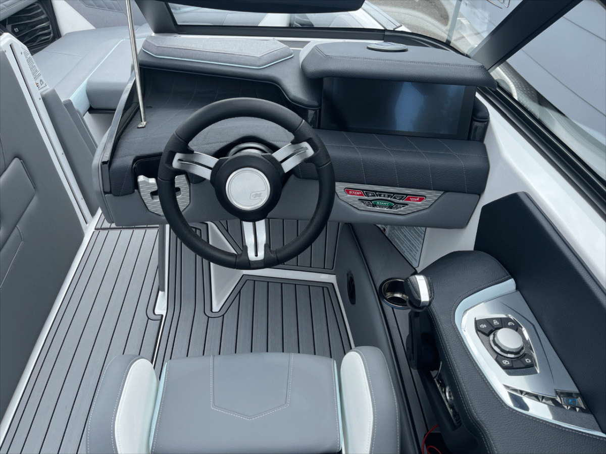 2024 Nautique G25