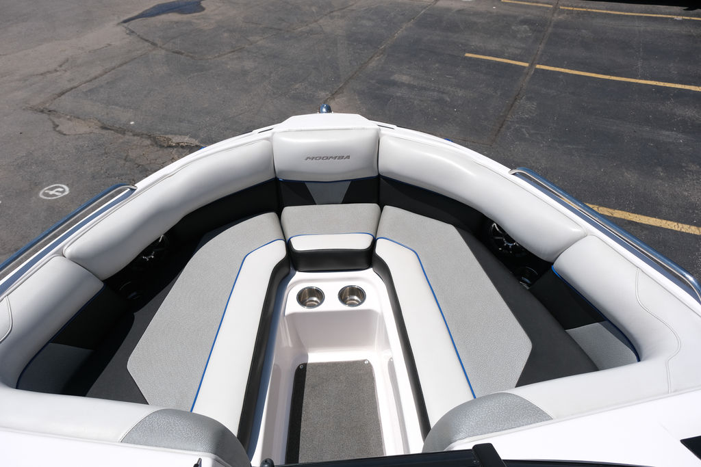 2017 MOOMBA Mondo Icon
