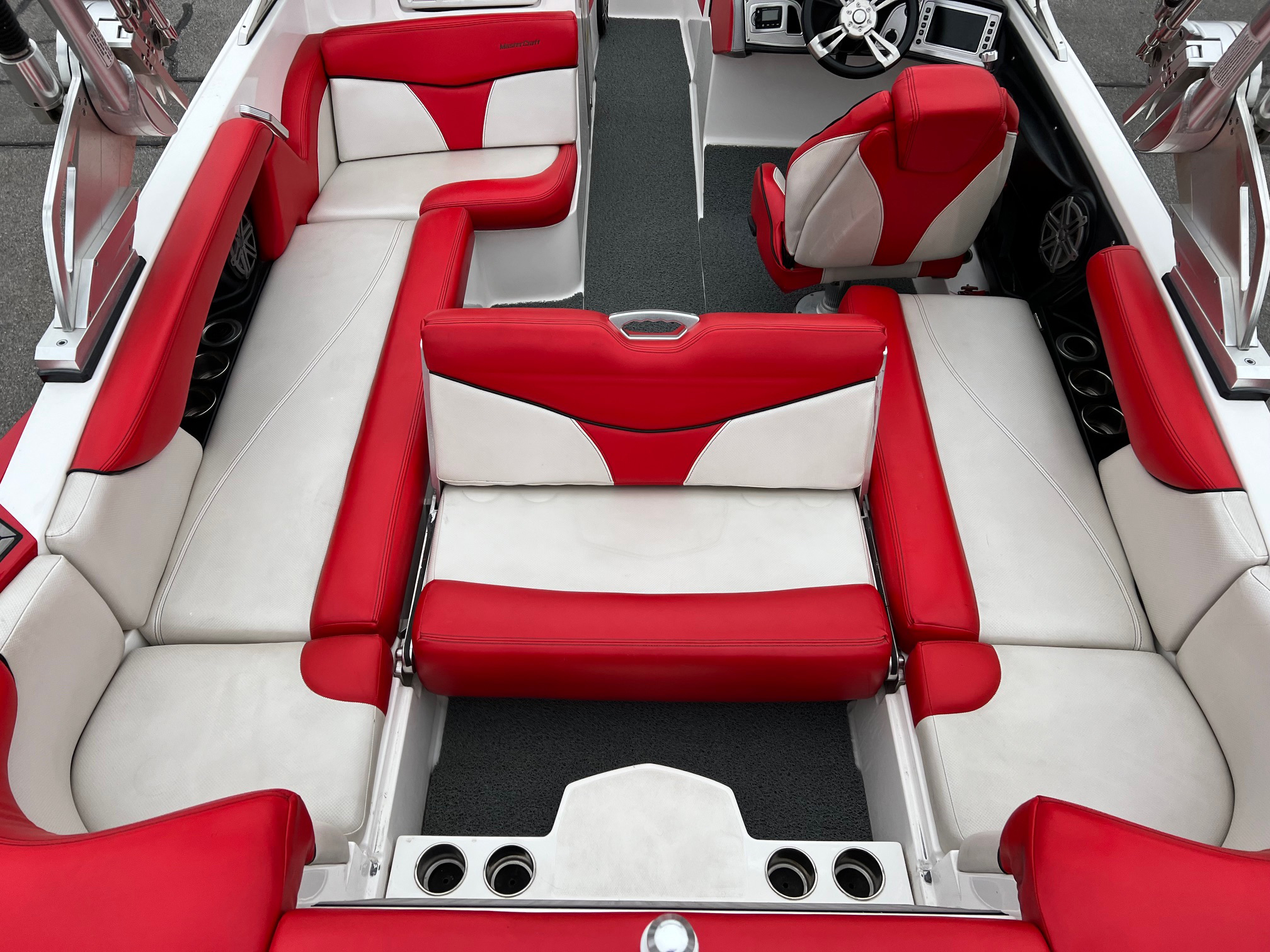 2016 MasterCraft X30