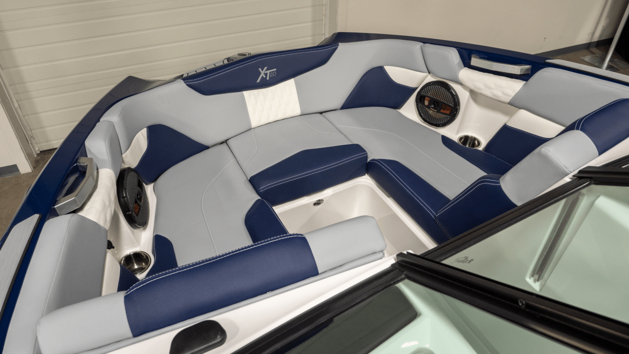 2024 Mastercraft XT20