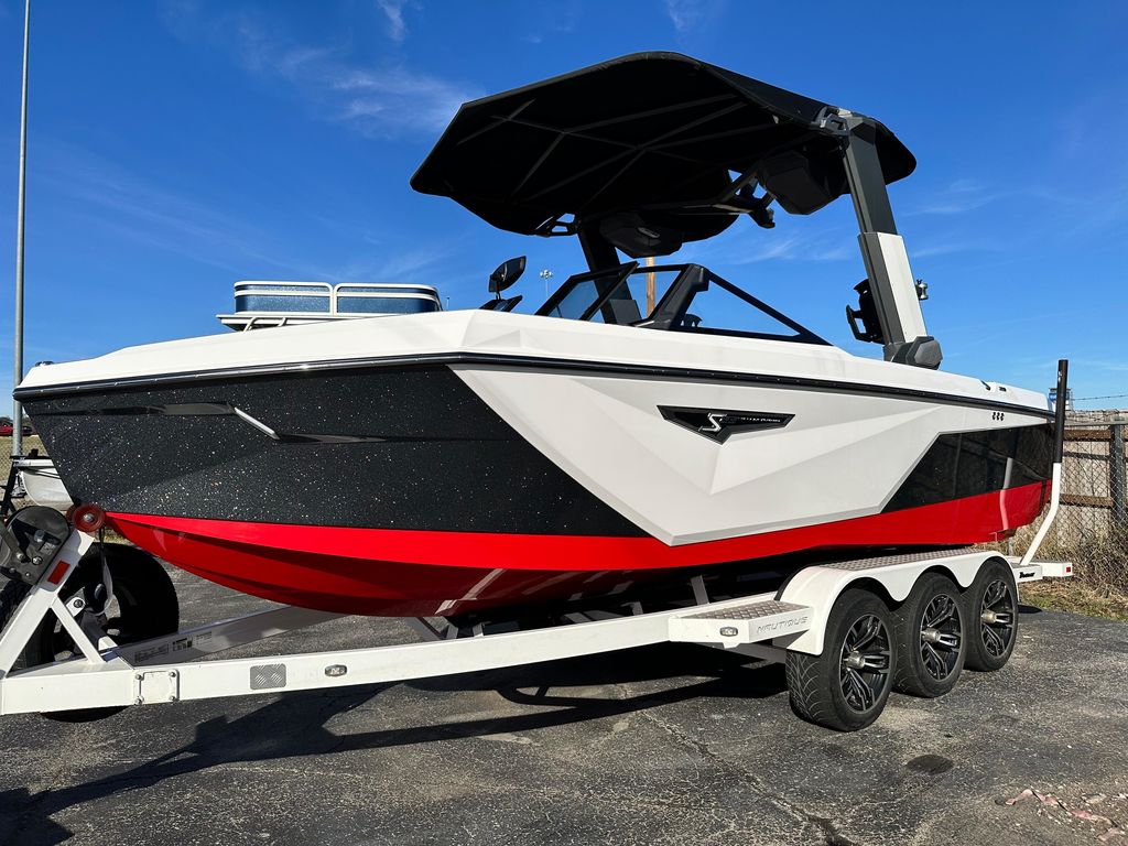 2022 Nautique S23