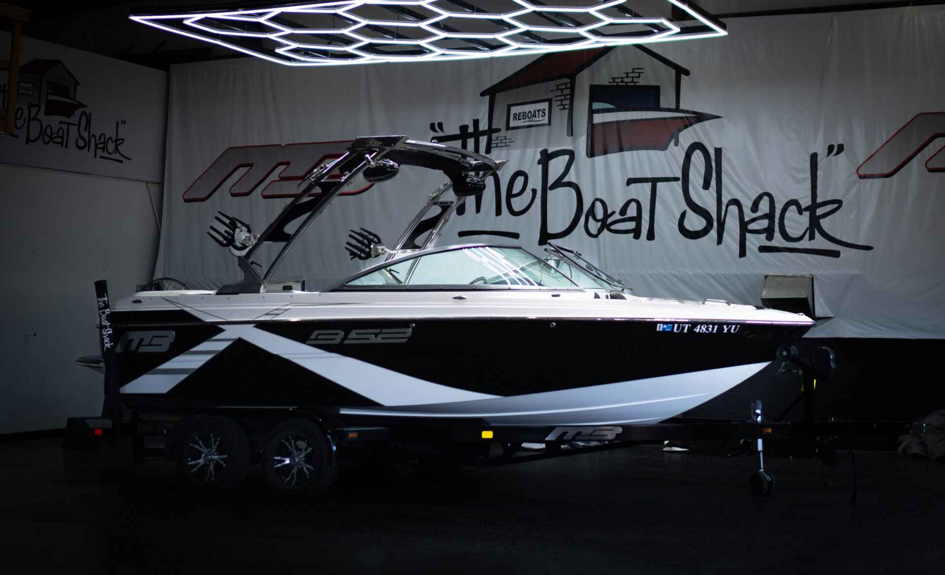 2013 MB Sports B52 21