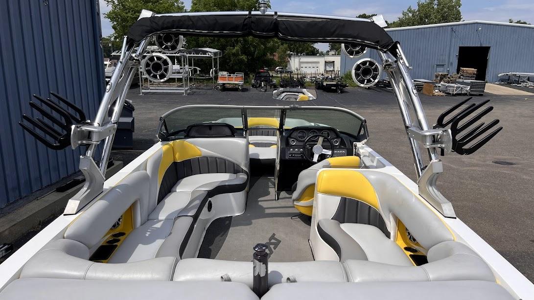 2014 MB Sports F24 Tomcat