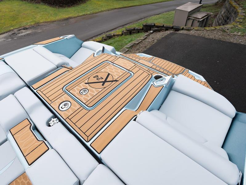 2025 MasterCraft X24