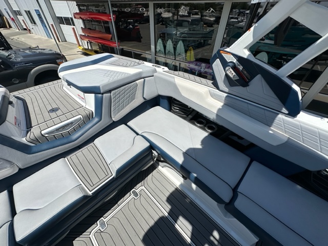 2021 Nautique G23