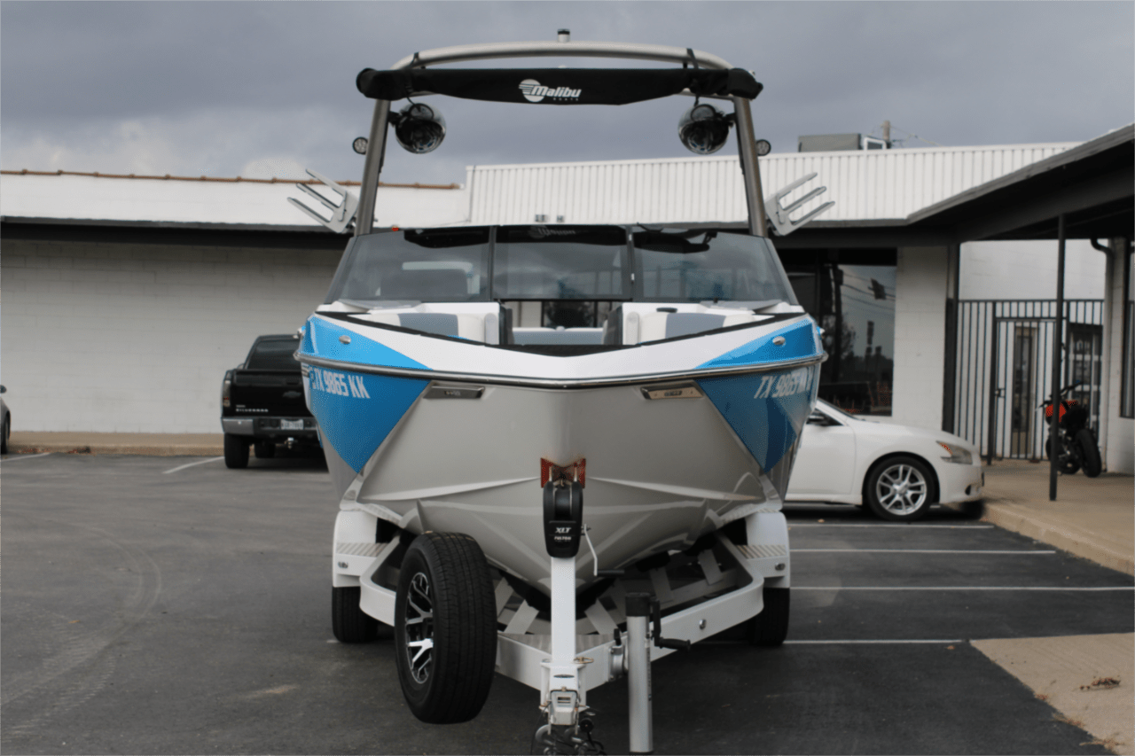 2020 Malibu 25 LSV