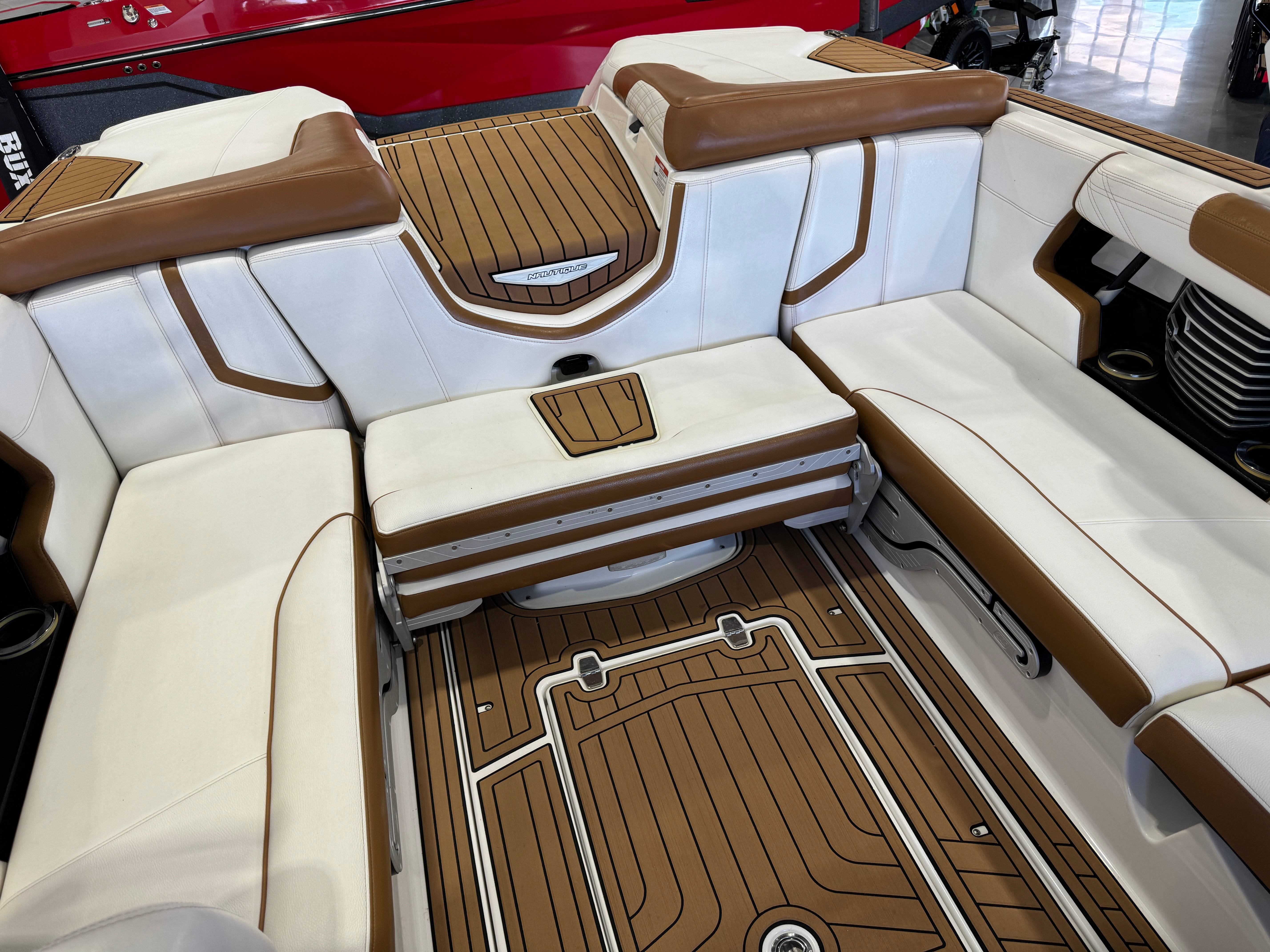 2017 Nautique Super Air Nautique G23