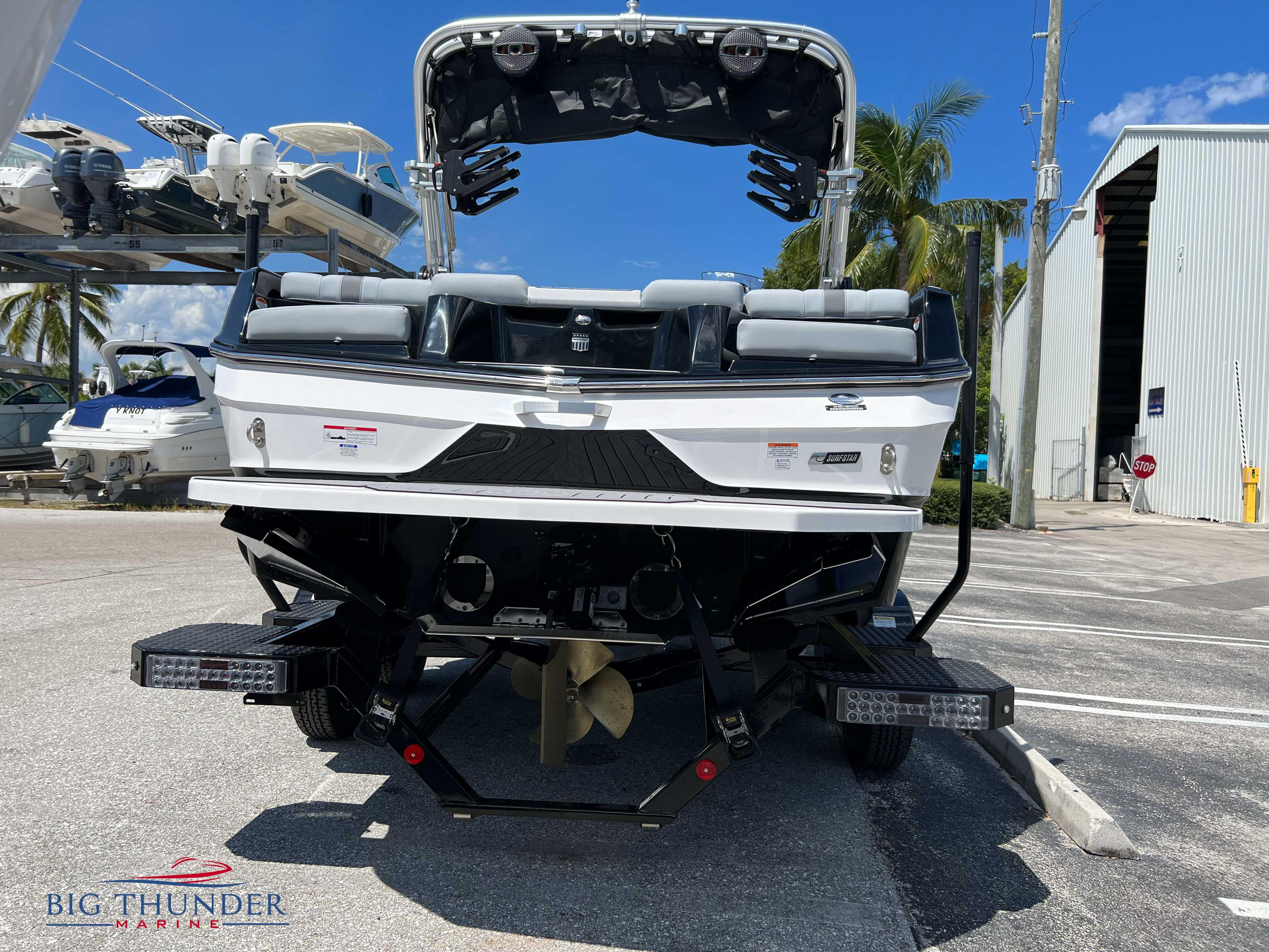 2023 Mastercraft XT20