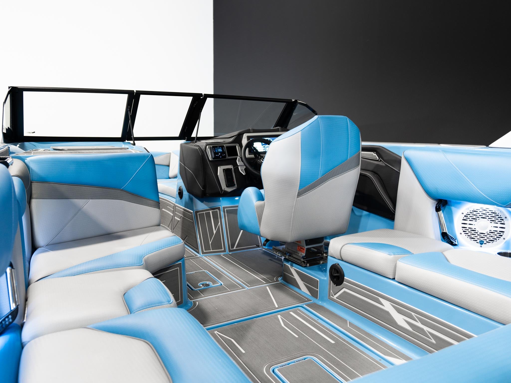 2025 Centurion NV233 Mist Blue / White