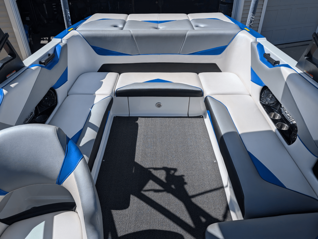 2016 Supreme S238, ONLY 160hrs