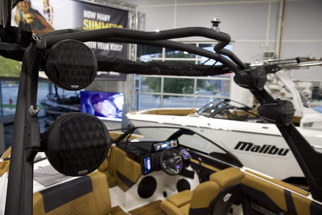 2025 Malibu Boats 22 MXZ