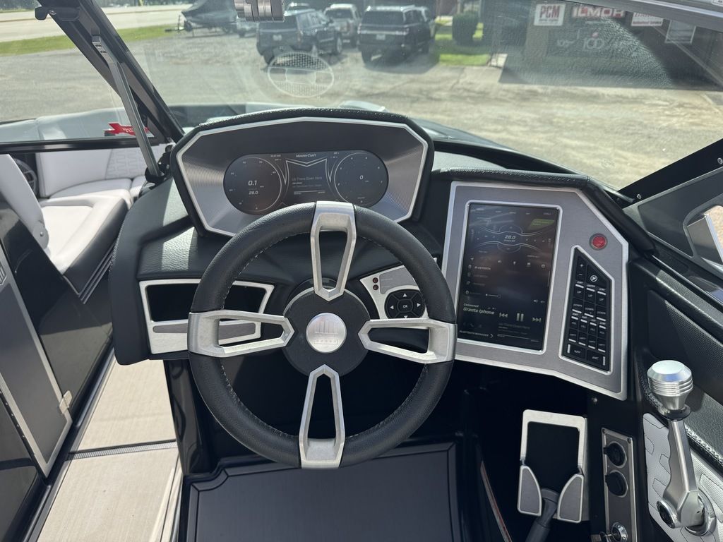 2019 MasterCraft X24